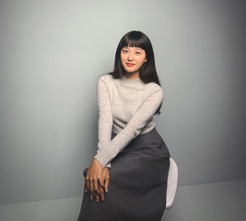 A fellow actor who misunderstood her based solely on her haughty face while filming a drama… “The actress who was surprised by her real personality”’s effortlessly chic everyday casual outfit