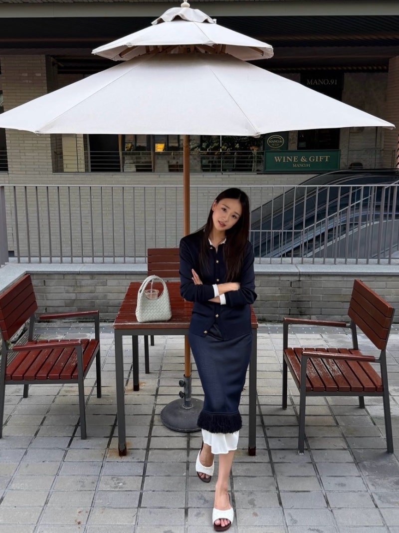 Son Yeon-jae's Cardigan Game Proves Motherhood Didn't Touch Her Glow