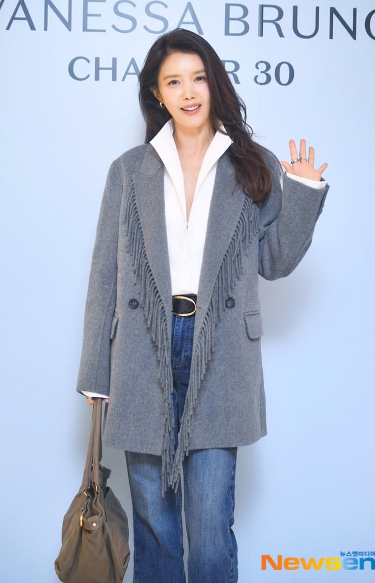 Chae Jung-an proves you can keep the innocent vibe while still going a little feral