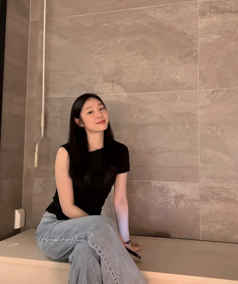 After the Pregnancy Rumors: Kim Yeon-a Just Dropped the Realest Dating Photo (And Silenced Everything)