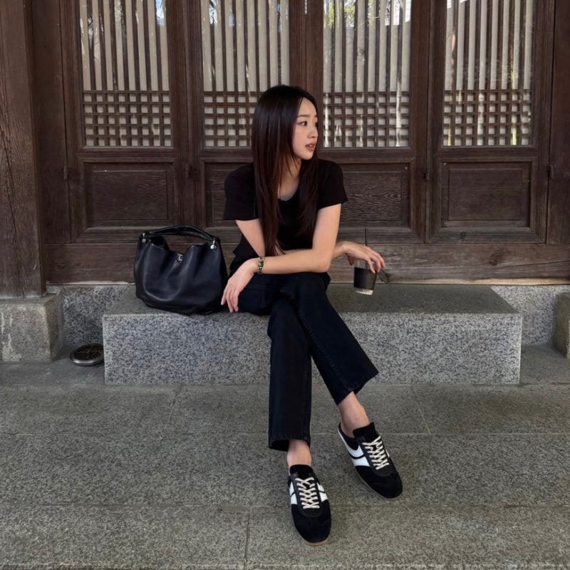 She's A Mom, But Looks Like A Student: Son Yeon-jae's Daily Look