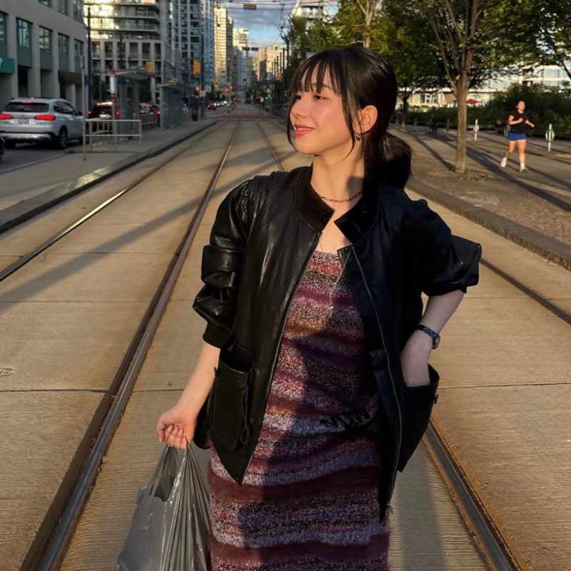 The perfect blend of luxury items... Karina's vintage look featuring a jacket in the 60,000 won range