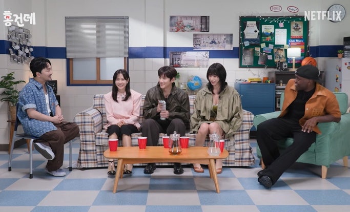It looks like the stylist got a raise... Son Ye-jin's fashion