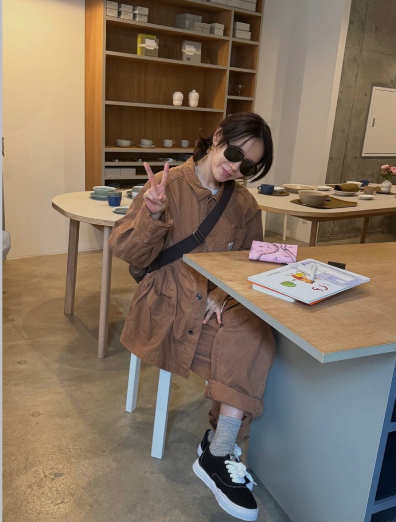 I watched because she was so pretty... but it turned out to be a motherly smile: Son Ye-jin's fashion