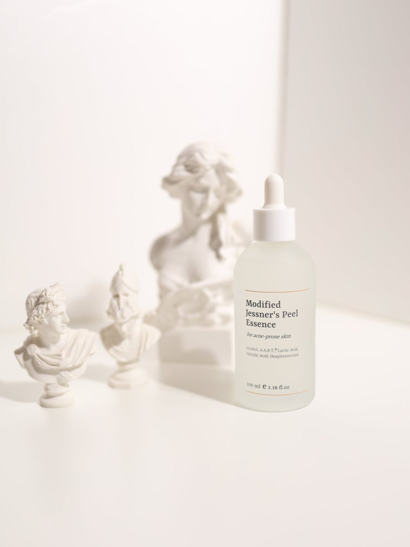 Sebum softening ampoule and acne ampoule reviews; facial exfoliation and trouble management happen at the same time.