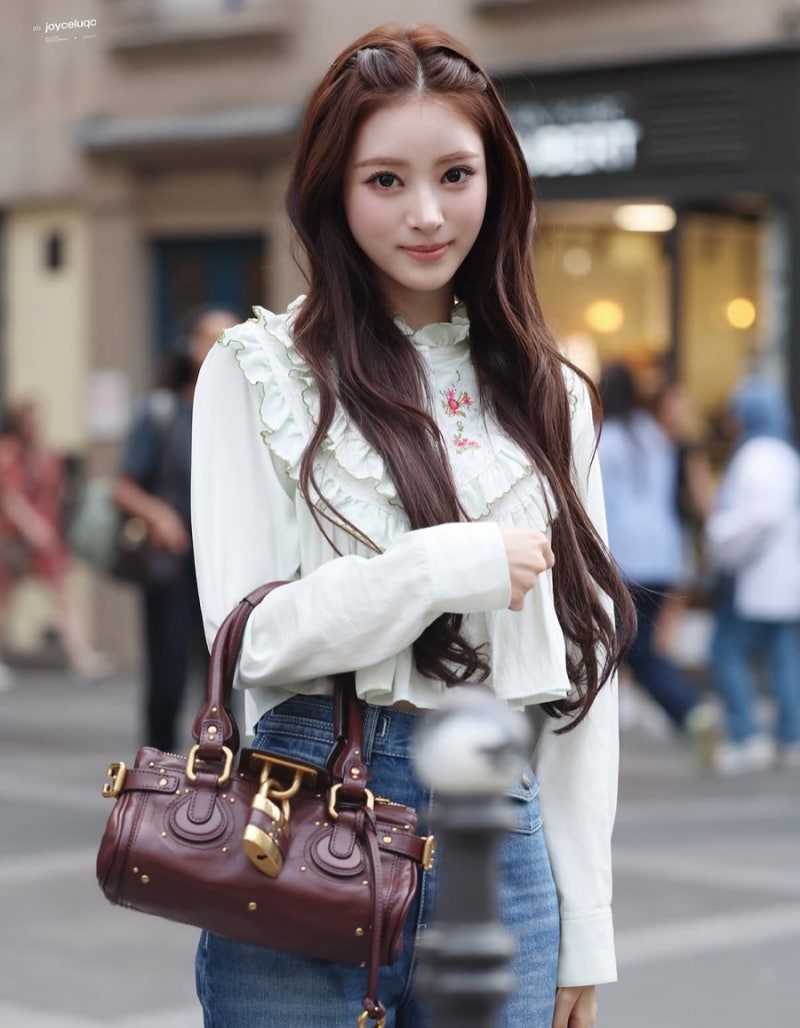 Thinked she was a doll... Celebrity fashion that left people speechless at her beauty