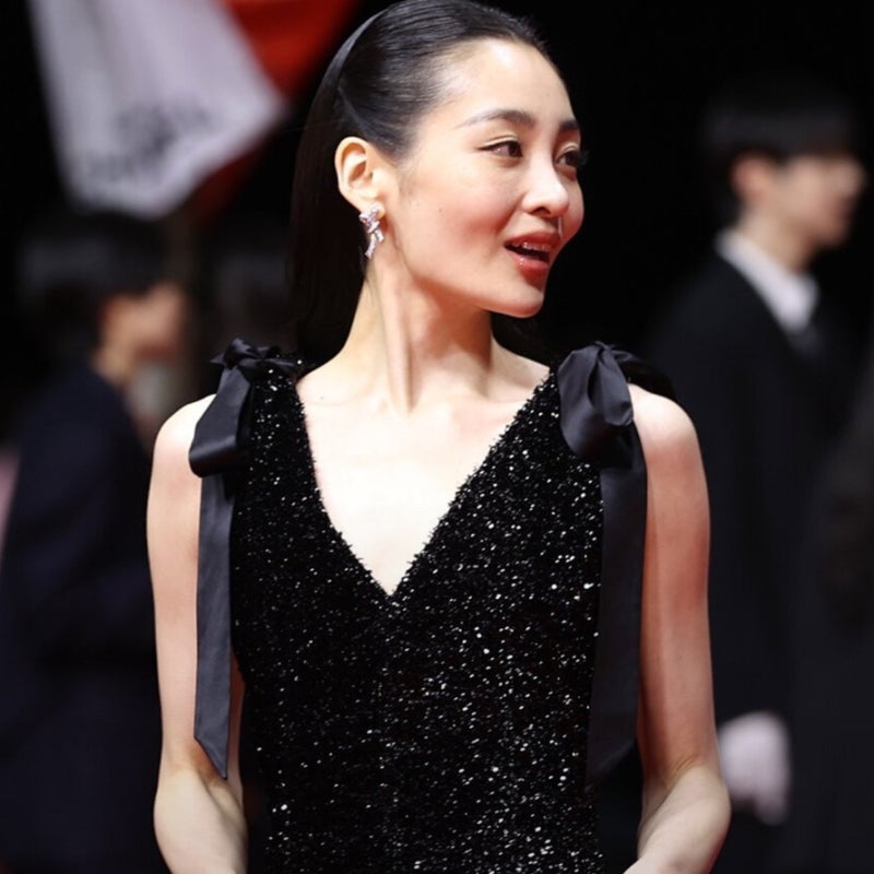 Bewitched by the Busan International Film Festival... Kim Min-ha is this pretty?