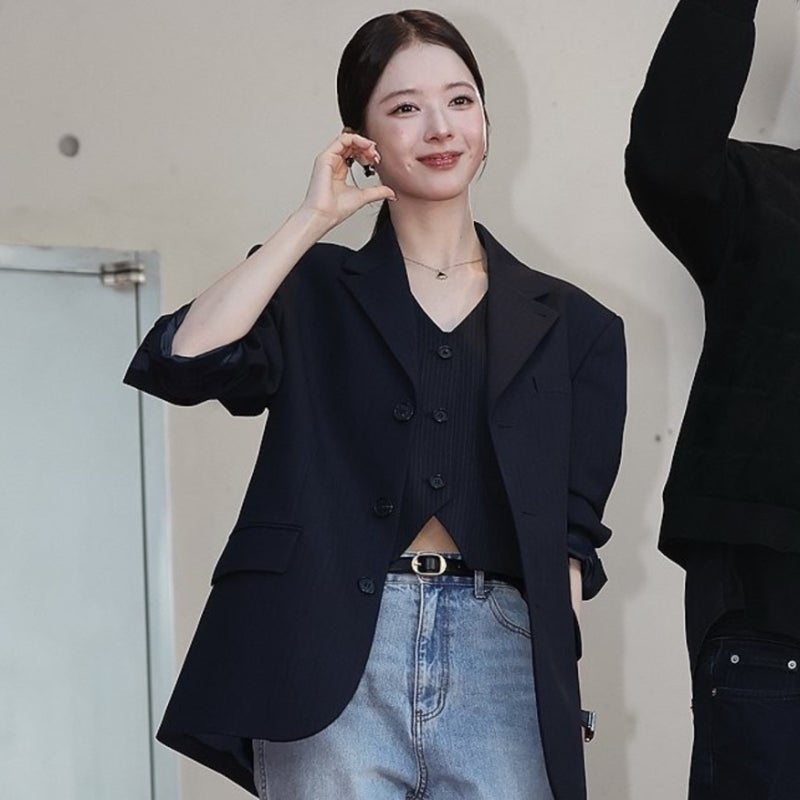 No Jeong-ui's fashion at the BIFF was so lovely that it actually got overshadowed.