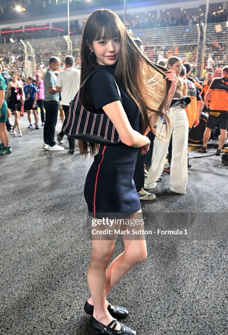 Jang Won-young's F1 fashion that completely crushed the 173cm proportions..