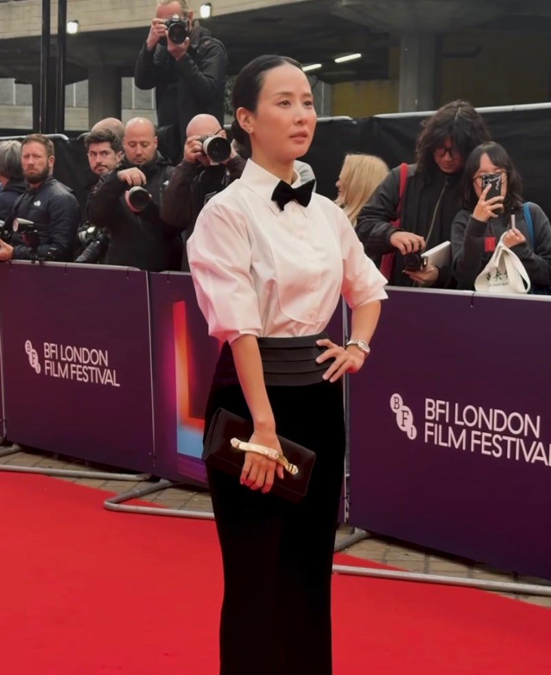 Even cooler than Jo In-sung... Actress's suit fit at the BFI London Film Festival