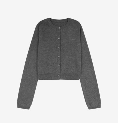 I thought the Hyundai Department Store core look was expensive... but celebrity knit fashion was unexpectedly cheap