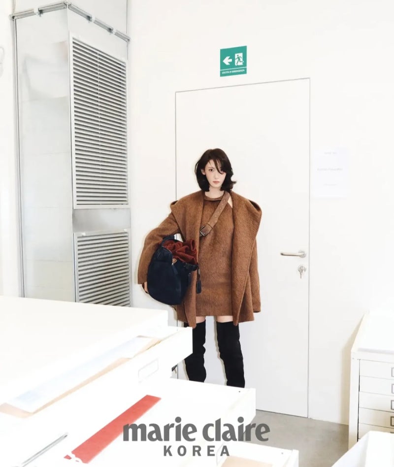 Celebrity fashion that says they are in their late 30s but still have the face from their debut.