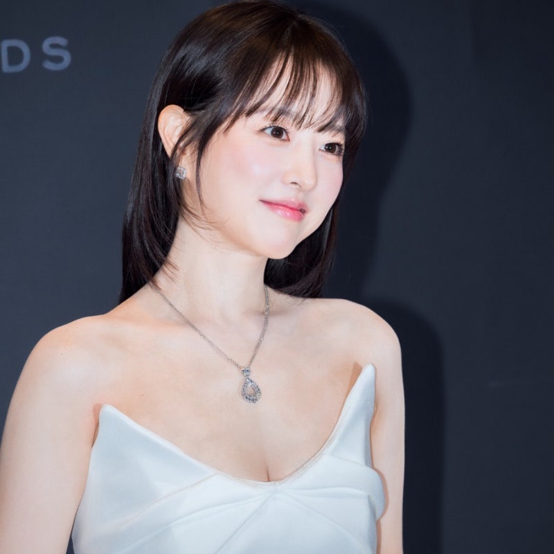 Park Bo-young's dress fashion, who seems like she doesn't age even though she's in her late 30s