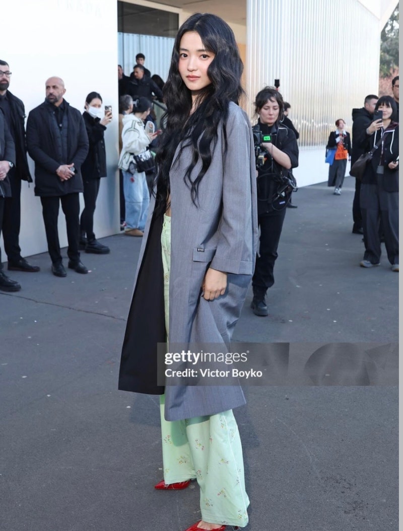 It looks like pajamas... but celebrity fashion that pulls it off like a dress