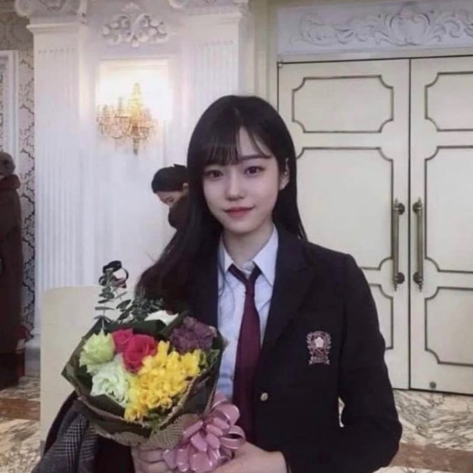 The celebrity who caused a sensation as a high school heartthrob even before debut... Celebrity casual fashion