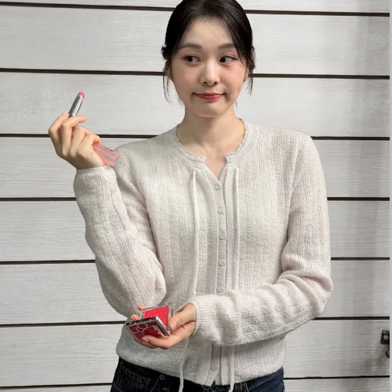 Sports Star Cardigan Fashion That Says You Get Prettier After Marriage