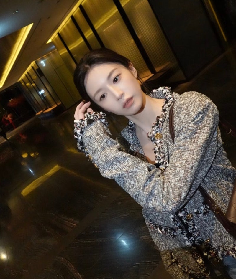You have to check it periodically... Actress's real-life fashion