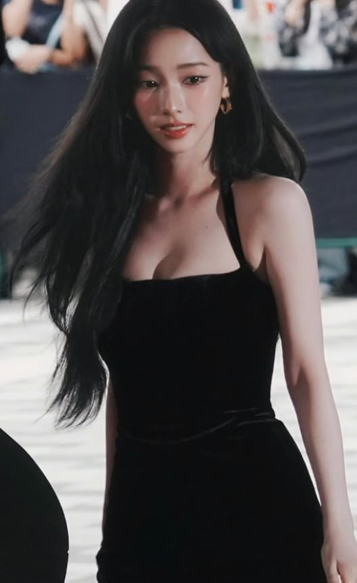 Karina Nails Two Completely Different Vibes: Angelic Blue Dress to Sultry Black Velvet