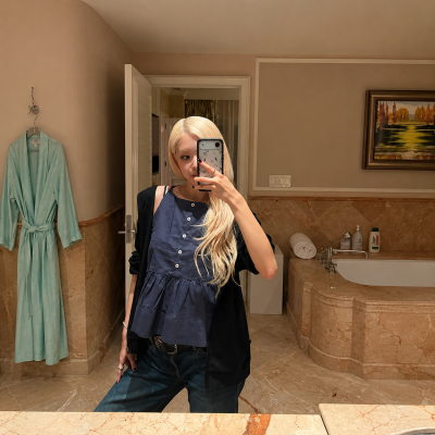 Home Selfie Energy to Full Glam: How Rosé Proved Navy One-Piece Dressing Works at Every Scale