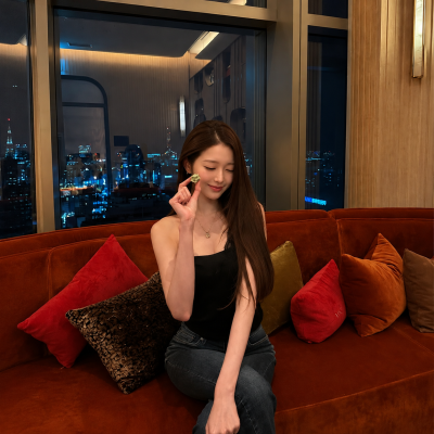 Jang Wonyoung's 22nd Birthday Glow-Up: Lounge Edition