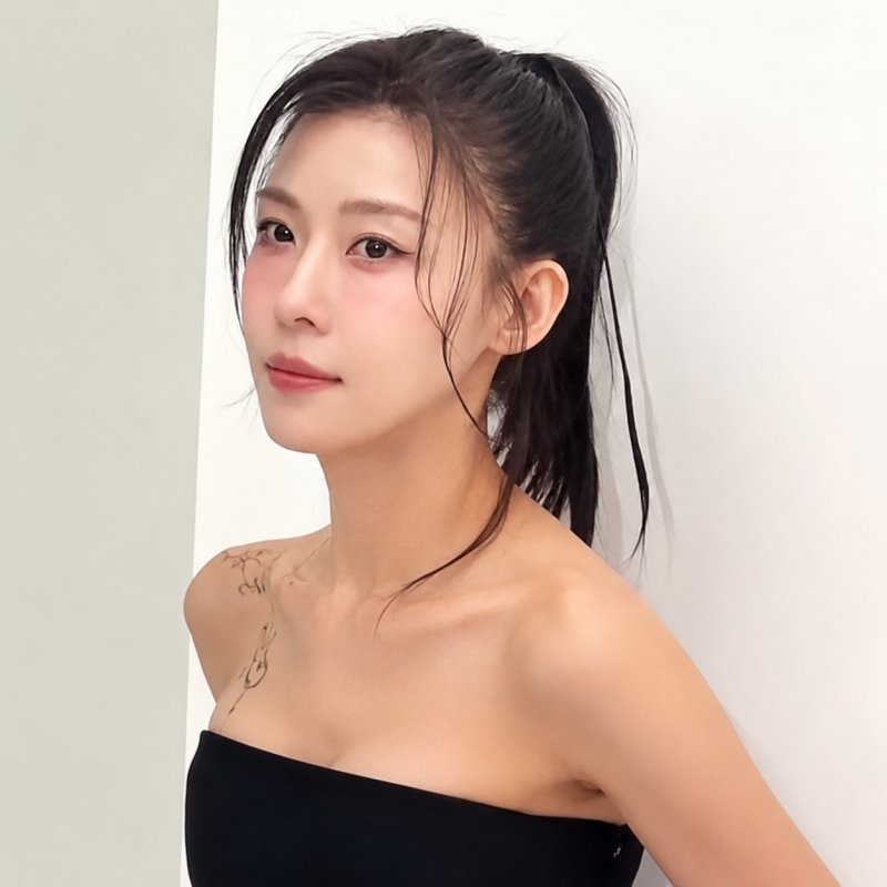 Ha Ji-won at Basically-50 Years Old and We're All Just Sitting Here Wondering What She's Keeping in Her Bathroom