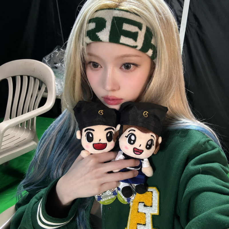 aespa's Winter Just Dropped the Blonde Devil Era and We Cannot Stop Staring