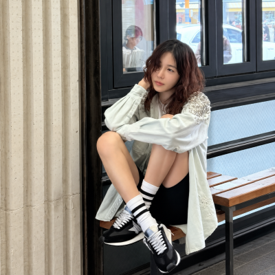 Divorce Lawyer to Traveler: Ji-ah Lee Moves Through Seoul, Busan & Beyond in Quietly Confident Style