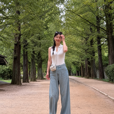 From Supermodel Runway to Acting: Han Jihye's Travel Wardrobe from Seattle to Shanghai