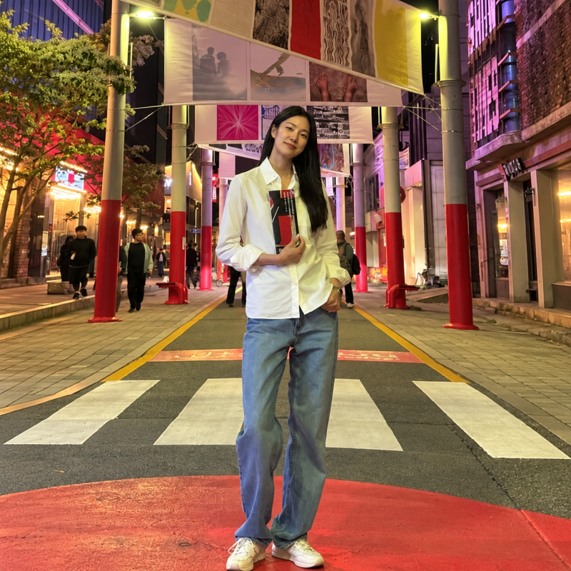 "They say she is the actress who captured the hearts of men at Seoul National University since Kim Tae-hee..." The sophisticated autumn pictorial look she perfected