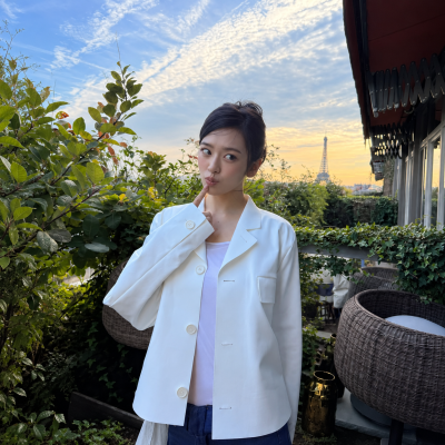 "You can't pull off a 2:8 parting like this..." Her fashion look, perfectly executed