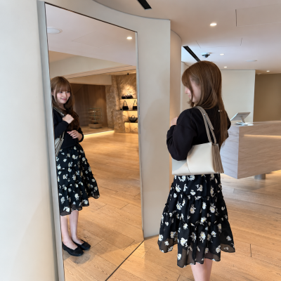 "I used to be a model for Seoul Girls' High School's representative magazine..." The everyday look of the representative model who has now become innocent-looking.