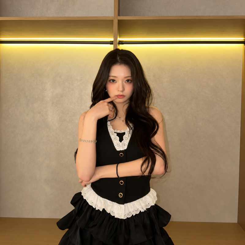 "A single tissue covers my whole face..." The daily look of the idol with the smallest face in the world