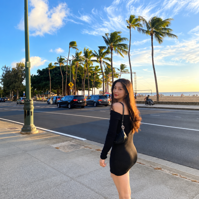 "They say they are the 'Top 3 Beauties' of the tennis world..." Daily looks of players expressing their individual charms with distinct images and vibes.
