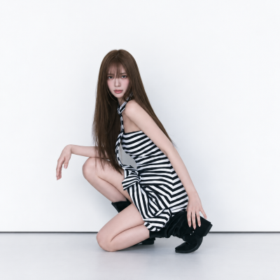 "They say Go Yoon-jung was the queen of atmosphere even before her debut..." The dress looks of the actress who appeared from 'Siren' to 'Miss Trot 4'