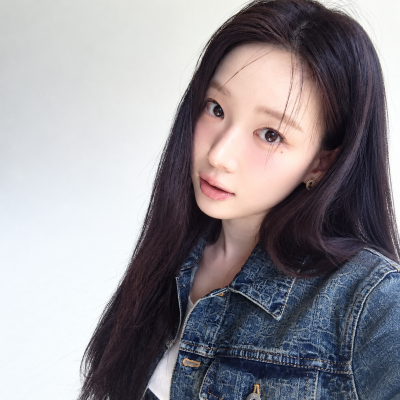 "Prettier than Go Yoon-jung... Wow, I can't believe it..." The daily look of a top-tier actress