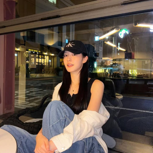 "They say she's 170cm tall and rumored to be prettier than Go Yoon-jung..." The daily look of the actress who won the Baeksang Best New Actress Award.