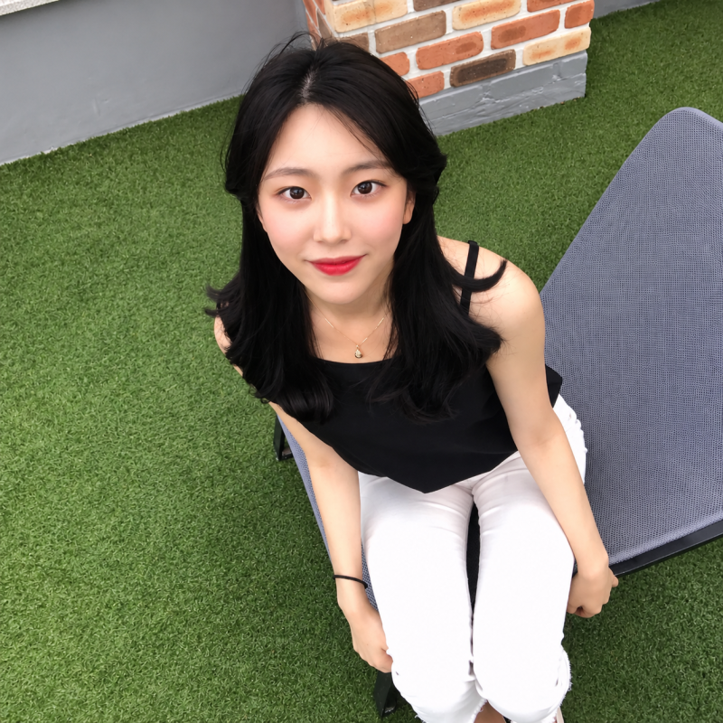 "They say she ranks in the Top 5 for Karina lookalikes..." From the professional billiards player's LPBA champion black sleeveless look to the NH NongHyup Card uniform look